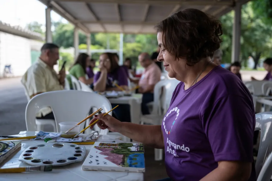 Visita à Usiminas foi proposta como atividade complementar ao curso de formação que ensina a fazer artesanato sustentável com o agregado siderúrgico