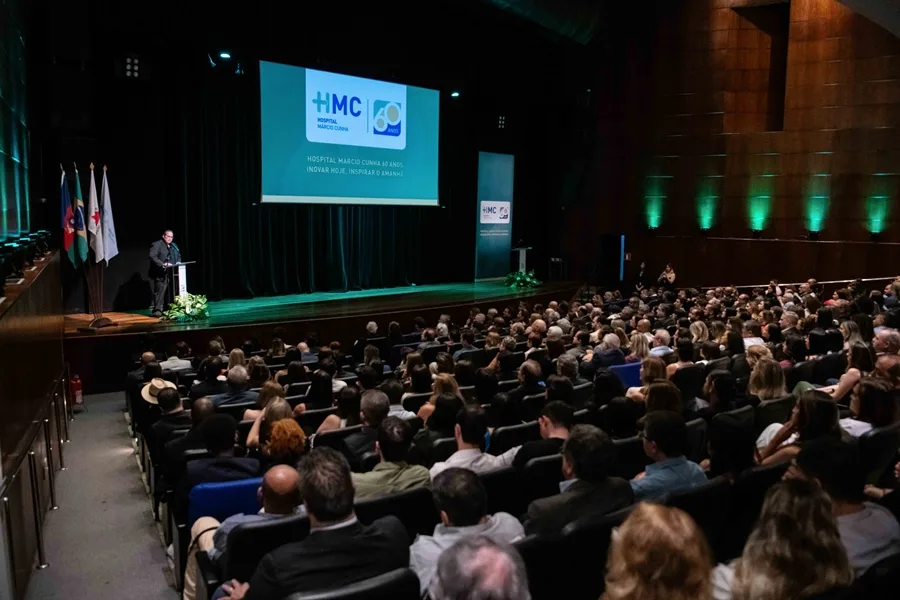 HOSPITAL MÁRCIO CUNHA CELEBRA 60 ANOS COM SOLENIDADE QUE DESTACA LEGADO, INOVAÇÃO E COMPROMIS