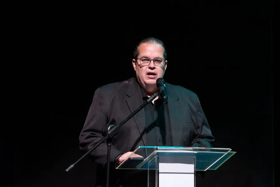 HOSPITAL MÁRCIO CUNHA CELEBRA 60 ANOS COM SOLENIDADE QUE DESTACA LEGADO, INOVAÇÃO E COMPROMISSO COM A SAÚDE