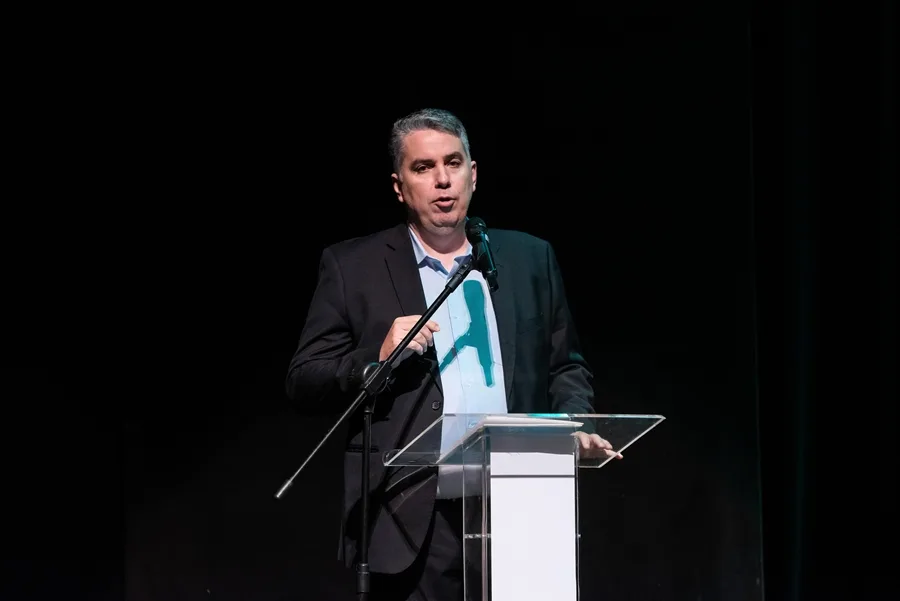 HOSPITAL MÁRCIO CUNHA CELEBRA 60 ANOS COM SOLENIDADE QUE DESTACA LEGADO, INOVAÇÃO E COMPROMISSO COM A SAÚDE