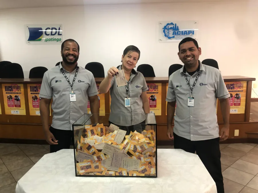 PRIMEIRO SORTEIO DA CAMPANHA AMOR PREMIADO É REALIZADO NA SEDE DA ACIAPI-CDL 1 PRIMEIRO SORTEIO DA CAMPANHA AMOR PREMIADO É REALIZADO NA SEDE DA ACIAPI -CDL