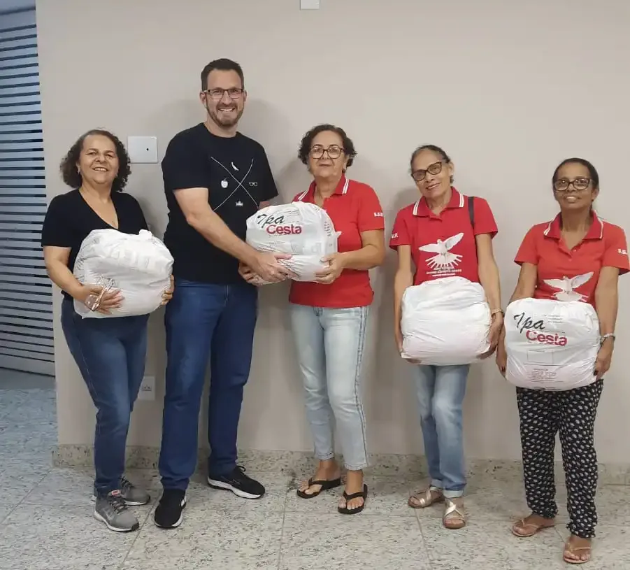 PASSOS QUE TRANSFORMAM: UMA JORNADA DE SOLIDARIEDADE