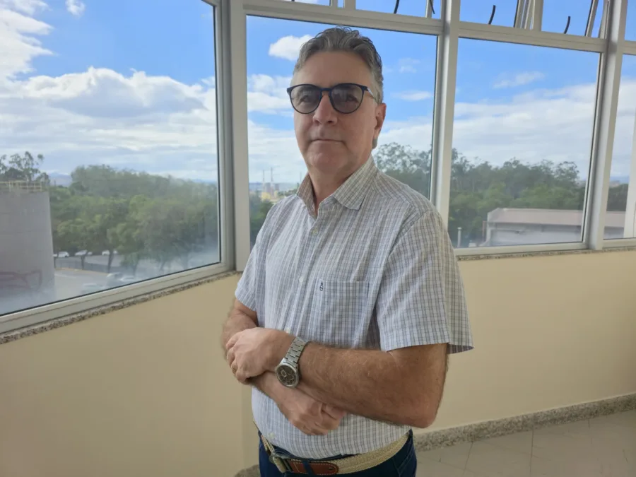 DIA NACIONAL DA IMUNIZAÇÃO REFORÇA A IMPORTÂNCIA DAS VACINAS PARA A SAÚDE INDIVIDUAL E COLETIVA 1 Dr. Marcio de Castro infectologista da FSFX scaled e1749497195152
