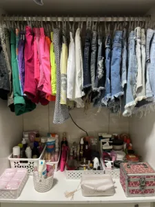 COMO DOBRAR E ORGANIZAR SHORT JEANS DE MANEIRA PRÁTICA E FUNCIONAL 7 IMG 8900