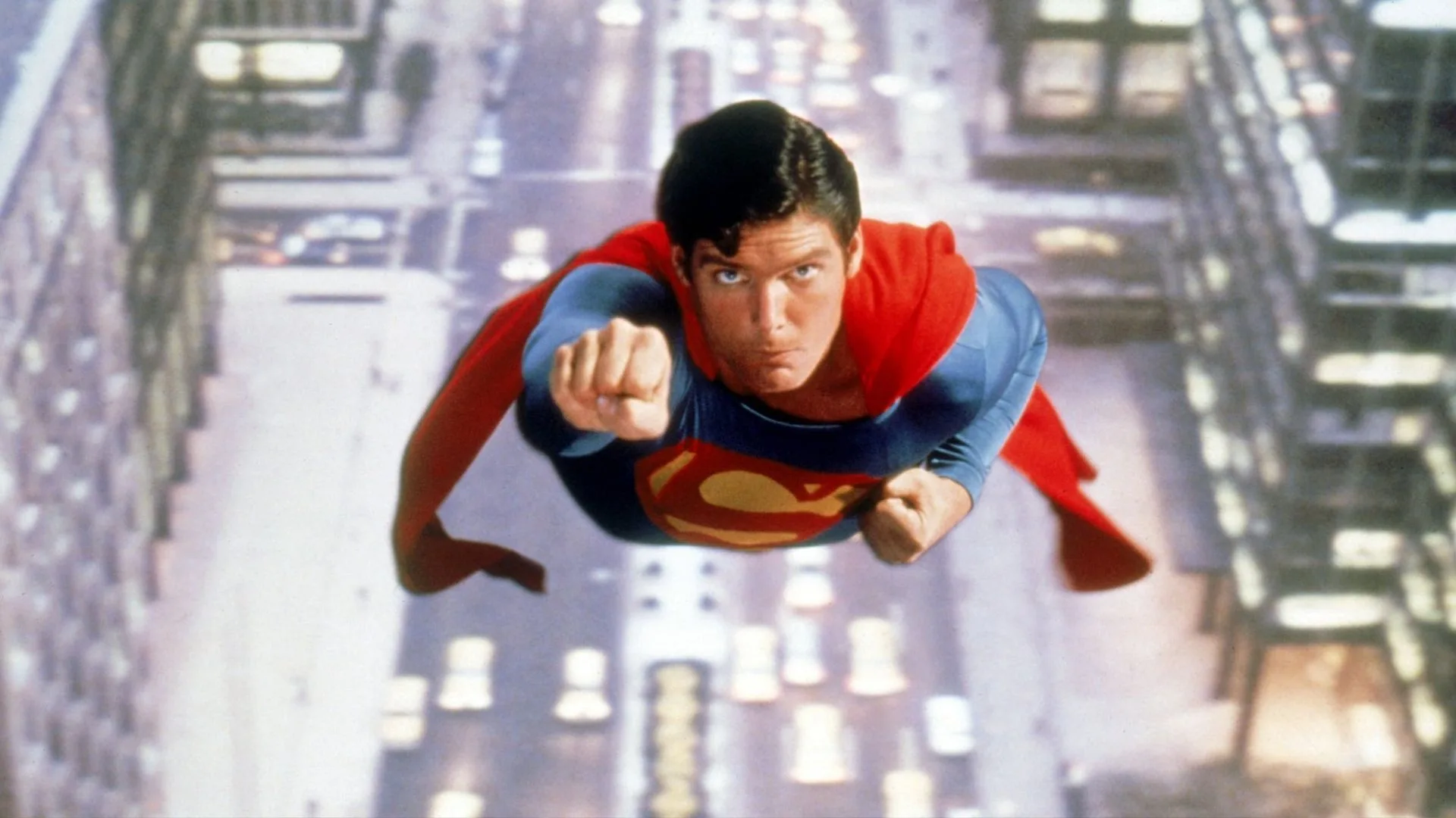 SUPERMAN: O LEGADO DO MAIOR DOS SUPER-HERÓIS - Parte 1 1 Superman