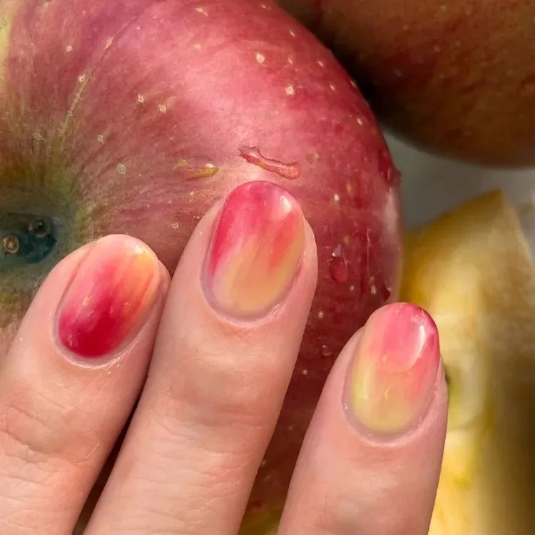 FRUIT PEEL MANICURE: A TENDÊNCIA COREANA QUE PROMETE DOMINAR O VERÃO 2 f6de6ca9d42919a465e4d588237cd2da