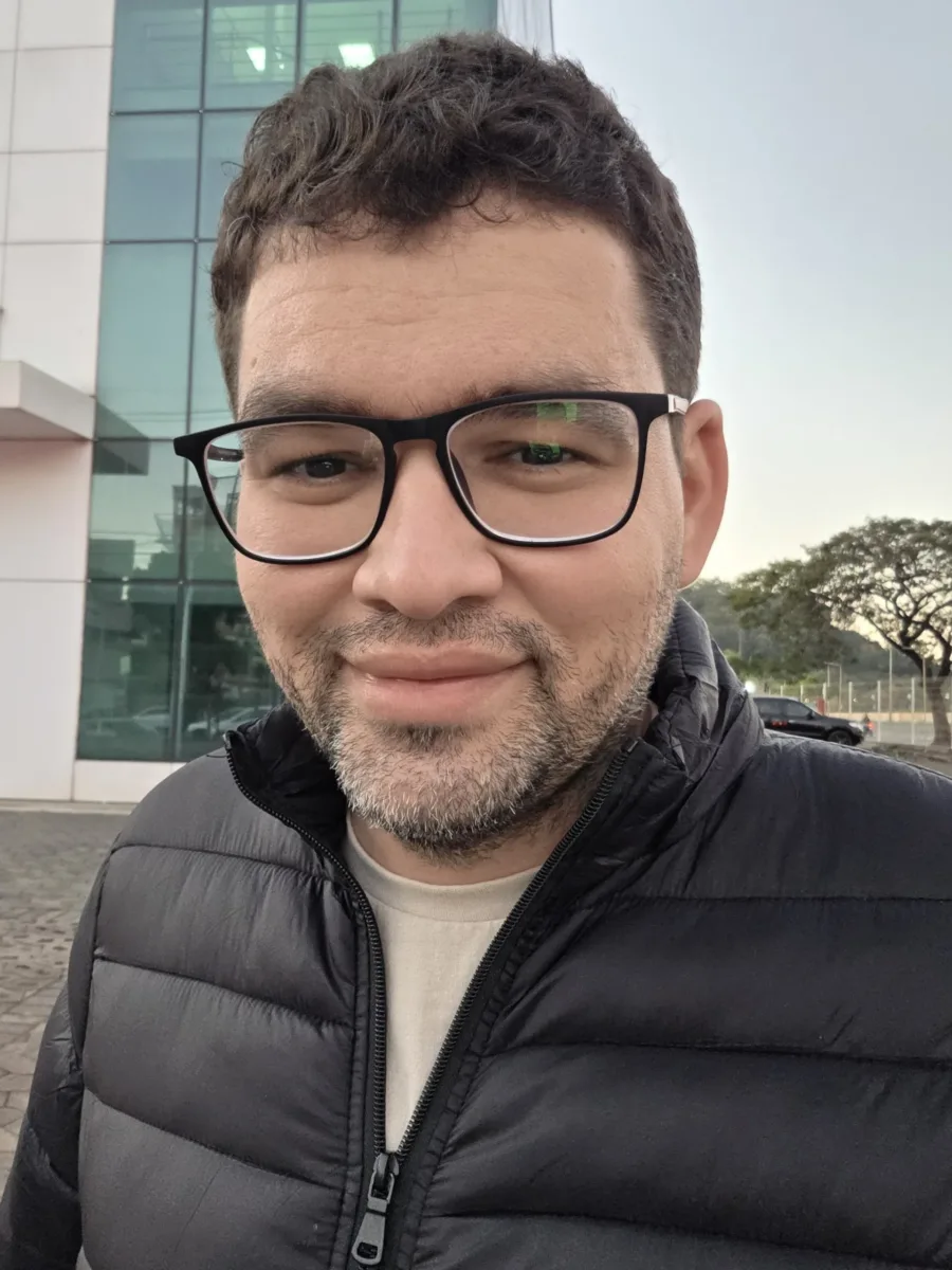 HOSPITAL MÁRCIO CUNHA AMPLIA TÉCNICAS EM TRANSPLANTES DE CÓRNEA E REFORÇA REFERÊNCIA EM MINAS GERAIS 2 Paciente Felipe Jose de Souza scaled e1756397362621