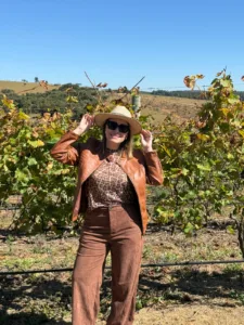 DESBRAVANDO O ENOTURISMO MINEIRO: UMA VIAGEM PELO SABOR, HISTÓRIA E ENCANTO DAS VINÍCOLAS DE MINAS GERAIS 7 WhatsApp Image 2025 08 06 at 18.37.41