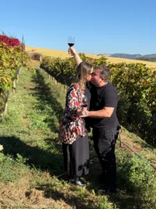 DESBRAVANDO O ENOTURISMO MINEIRO: UMA VIAGEM PELO SABOR, HISTÓRIA E ENCANTO DAS VINÍCOLAS DE MINAS GERAIS 15 WhatsApp Image 2025 08 06 at 18.38.02 2 1