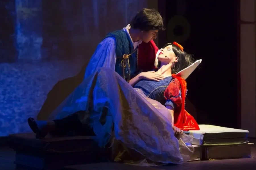 BOSQUE DA FUNDAÇÃO APERAM TERÁ ESPETÁCULOS PARA CRIANÇAS E ADULTOS 2 24.10 branca de neve e1761165166501