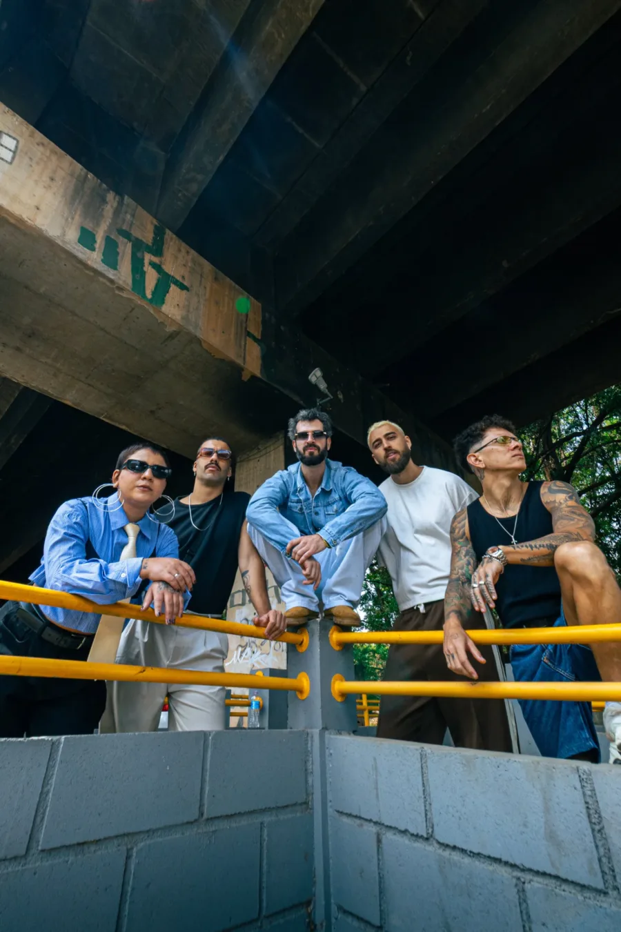 LAMPARINA INICIA NESTA SEXTA EM IPATINGA, UMA TURNÊ POR MINAS GERAIS 2 Banda Lamparina 2 Foto Visao de Cria Bene scaled e1760651542754