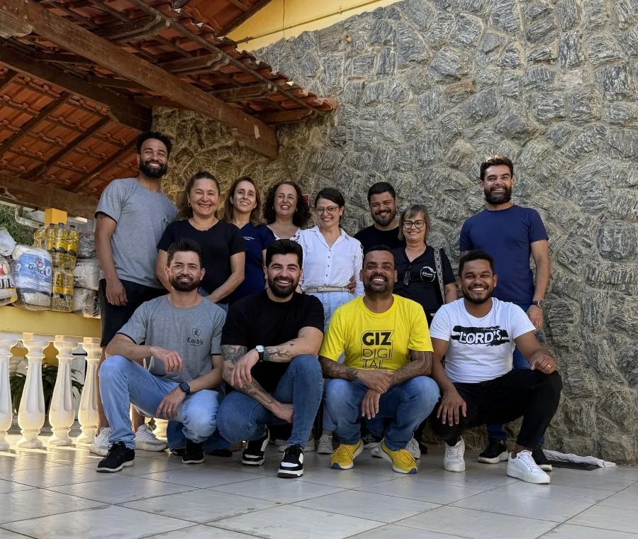 DOE COM AMOR INSPIRA SOLIDARIEDADE E TRANSFORMA O DIA DE IDOSOS NO CANTINHO DOS IDOSOS 3 IMG 5994