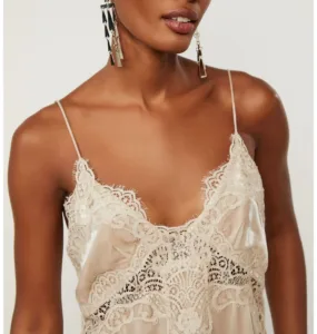 O RETORNO DA SENSUALIDADE. TRANSPARÊNCIAS E LINGERIE COM ELEGÂNCIA 2 WhatsApp Image 2025 10 09 at 19.56.22 2