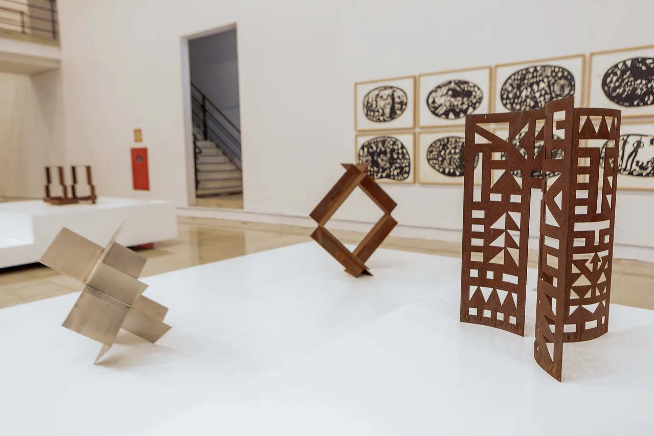 ATELIÊ ABERTO MOVIMENTA A GALERIA DO CENTRO CULTURAL USIMINAS