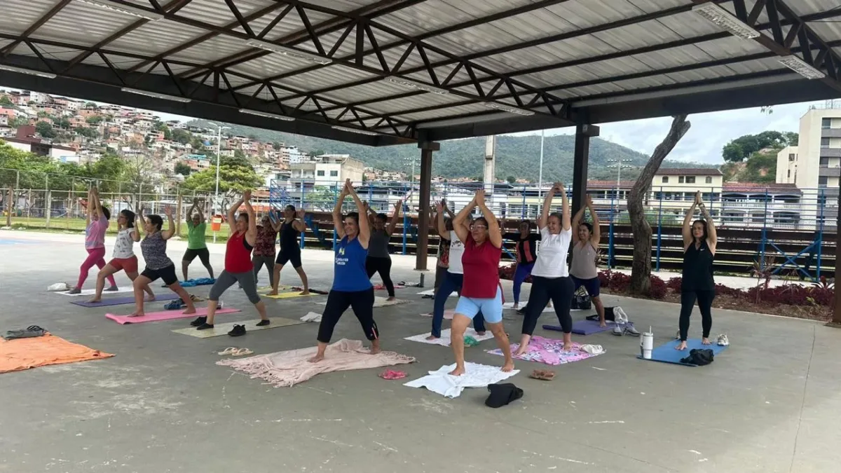 SAÚDE E ACESSO - YOGA GRATUITO 2 yoga 3 e1766014474496