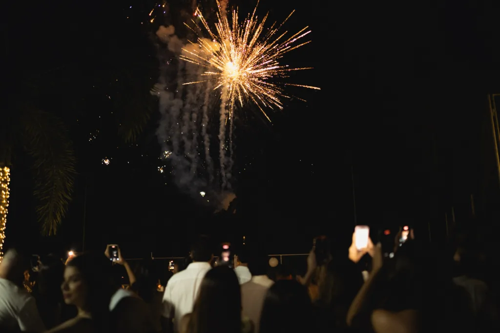 BRASILIDADE E EMOÇÃO: A NOITE INESQUECÍVEL DO RÉVEILLON NO CLUBE MORRO DO PILAR 3 ReveillonnoMorro2025 2026411