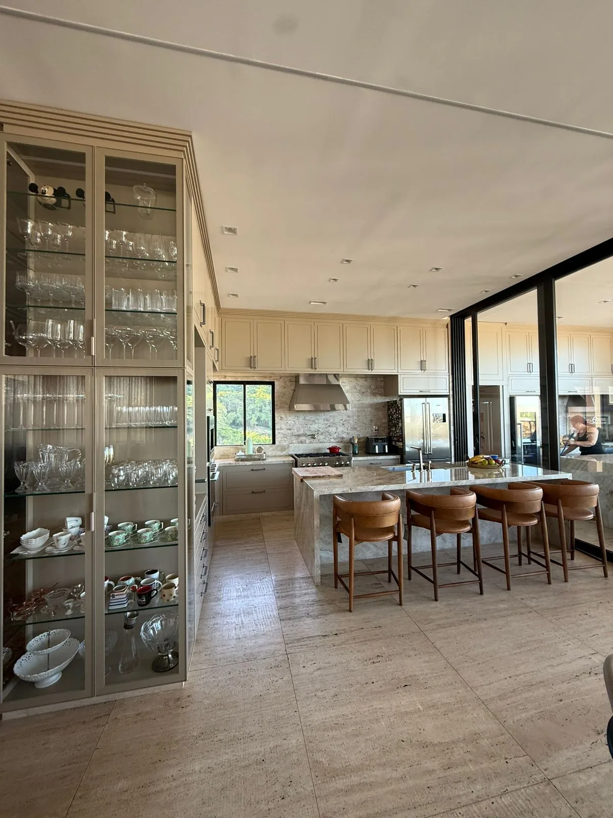5 ERROS QUE DEIXAM SUA COZINHA SEMPRE BAGUNÇADA 1 WhatsApp Image 2026 04 27 at 14.40.41 4
