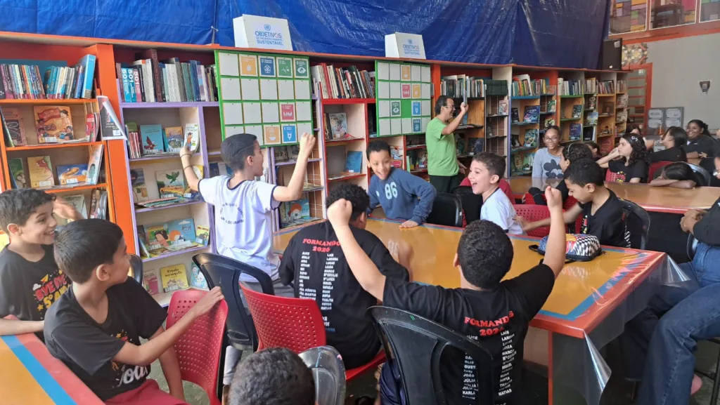 INSTITUTO IDÉIAS PROMOVE FESTIVAL LITERÁRIO COM ATIVIDADES ABERTAS À COMUNIDADE 1 Biblioteca do Instituto Ideiais 2