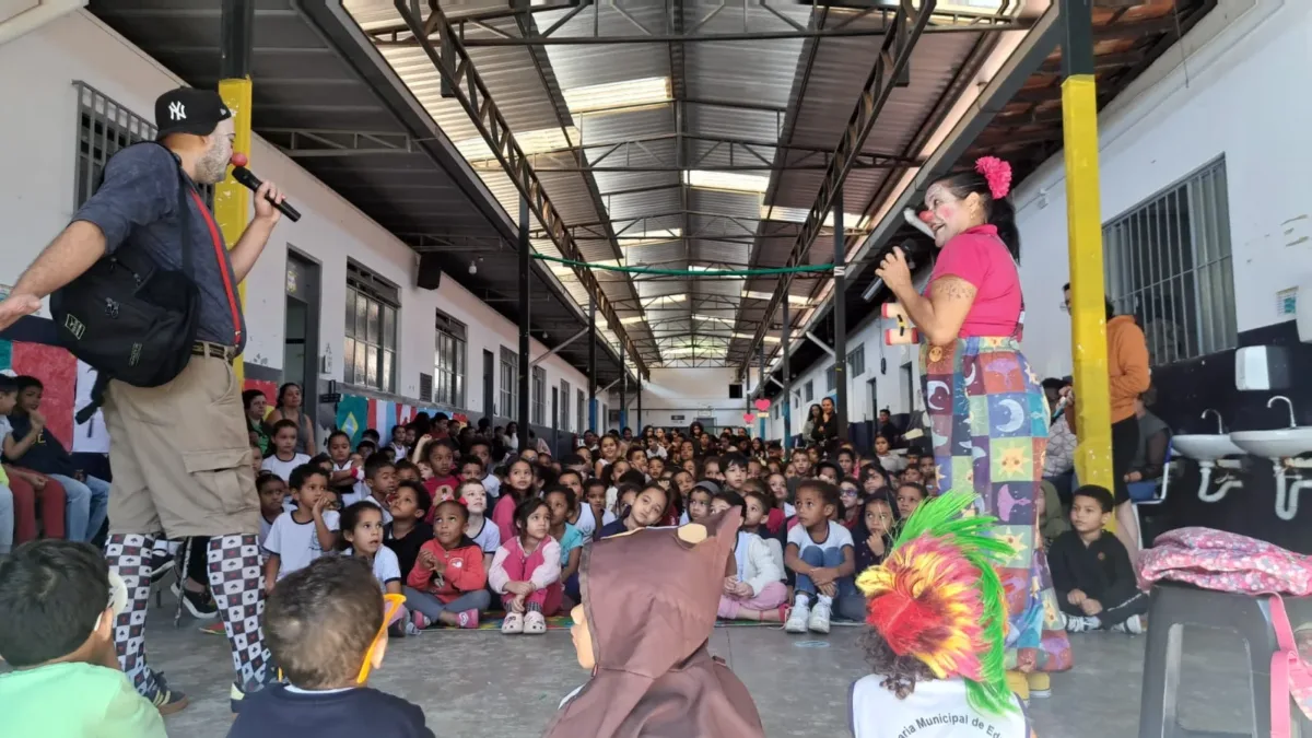 INSTITUTO IDÉIAS PROMOVE FESTIVAL LITERÁRIO COM ATIVIDADES ABERTAS À COMUNIDADE 2 Espetaculo Viva a Floresta Viva 1 e1782404910481