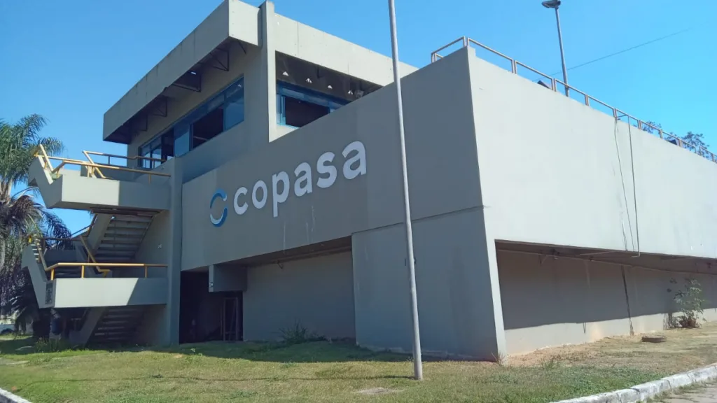 COPASA INVESTE EM NOVA CAPTAÇÃO DE ÁGUA PARA BENEFICIAR MAIS DE 400 MIL MORADORES DO VALE DO AÇO 5 Agua captada sera tratada na Estacao de Tratamento de Agua do Sistema Integrado do Vale do Aco