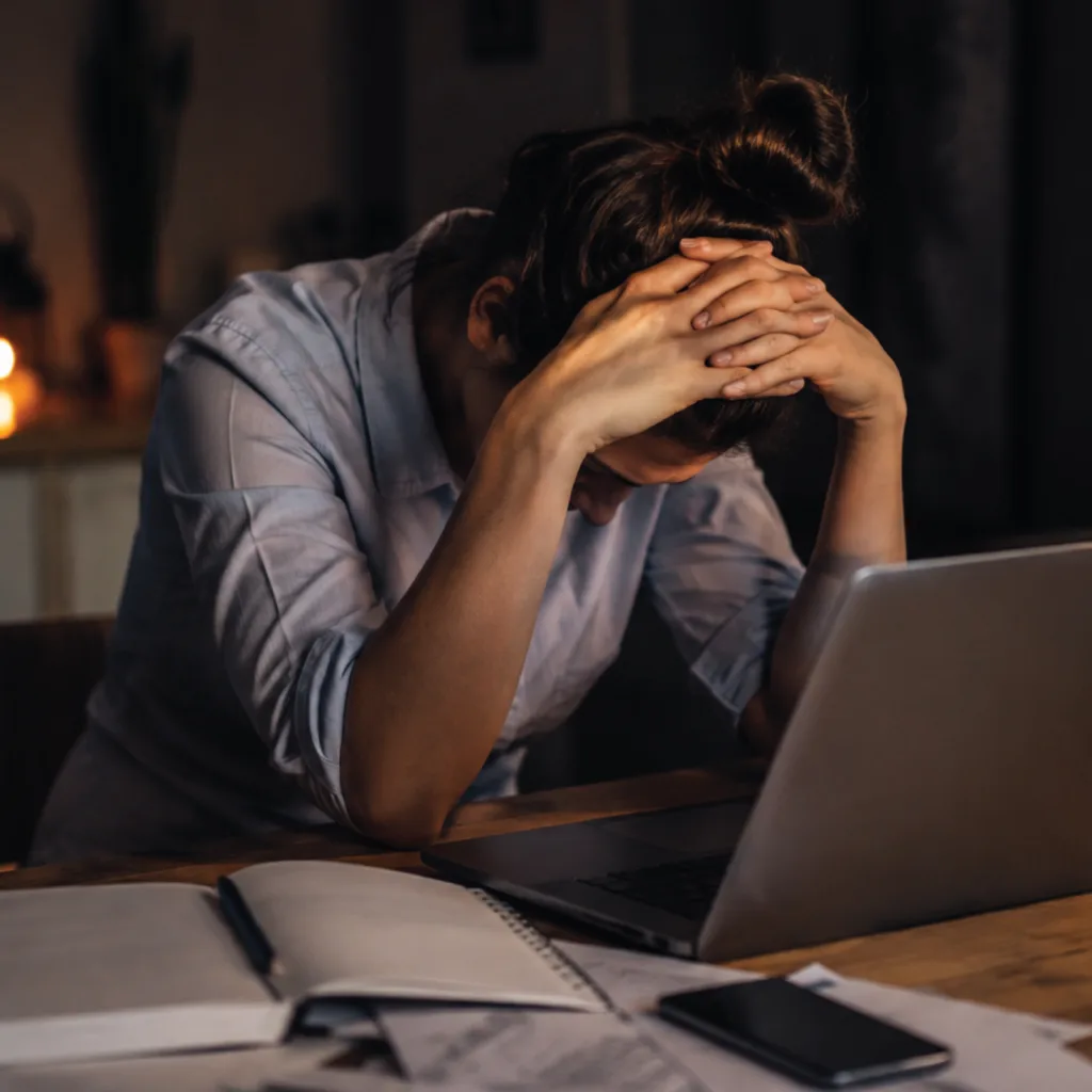 7 SINAIS DE QUE SUA ALMA ESTÁ PEDINDO UMA PAUSA (E VOCÊ NÃO ESTÁ OUVINDO) 1 7 SINAIS DE QUE SUA ALMA ESTÁ PEDINDO UMA PAUSA