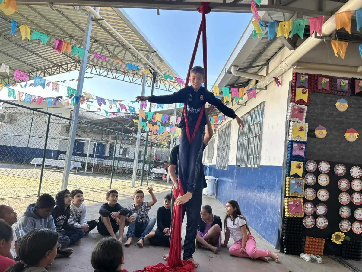 ARTISTA CARLOS PASSOS REALIZA IMERSÃO CULTURAL NO RIO DE JANEIRO PARA FORTALECER PROJETOS DA FILÓ INCUBADORA CULTURAL 1 Credito de Imagem Filo divulgacao e1786405514981