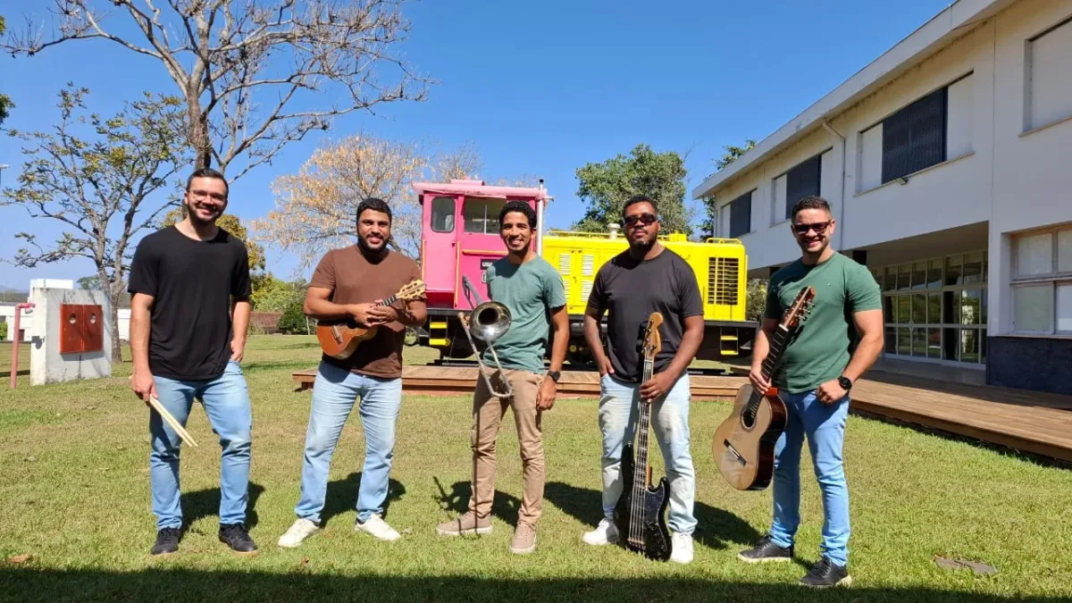 CENTRO DE MEMÓRIA USIMINAS RECEBE MÚSICA NO JARDIM COM ESPETÁCULO ''BRASIL TROMBONE- SAMBA&CHORO'' 1 musica no jardim Brasil trombone e1787781226536