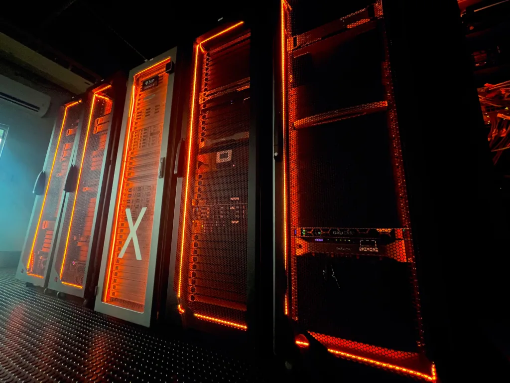 TEMPORAL AFETA CIDADES, MAS DATA CENTER MANTÉM OPERAÇÕES DE CLIENTES FUNCIONANDO 5 DATA CENTER